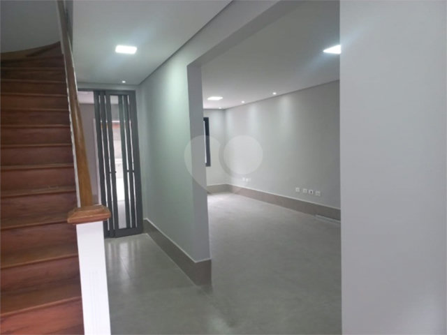 Sobrado para alugar com 3 quartos em Santana, São Paulo, SP
