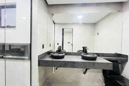 Casa à venda com 3 quartos, sendo 1 suíte, no condomínio Vale dos Sonhos 2, Rio de Janeiro - RJ