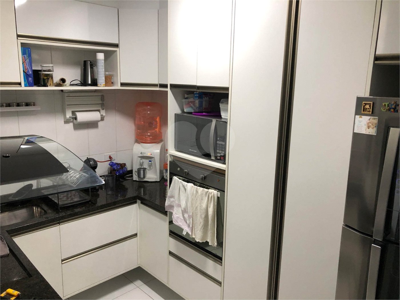 Casa à venda com 3 quartos, sendo 1 suíte, no condomínio Dolce Villa Anália Franco, São Paulo - SP