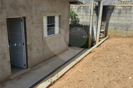 Casa à venda com 3 quartos, sendo 1 suíte, em Jardim Vinhas do Sol (mailasqui), São Roque, SP