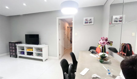 Apartamento à venda com 2 quartos, sendo 1 suíte,  em Santana, São Paulo, SP