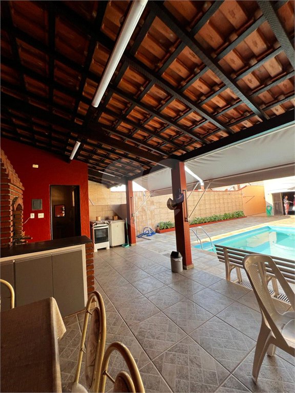 Sobrado à venda com 3 quartos, sendo 2 suítes,  em Alto Ipiranga, Mogi das Cruzes, SP