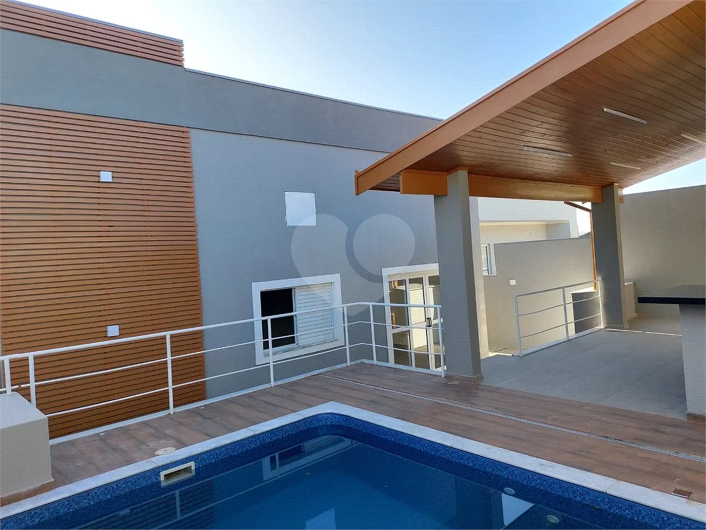 Casa à venda ou para alugar com 3 suítes em Pinheirinho, Vinhedo, SP