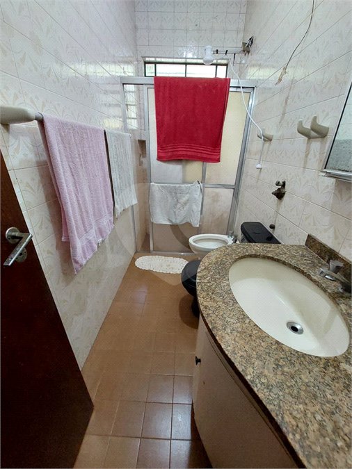 Casa à venda com 5 quartos, sendo 1 suíte, em Eldorado, São Paulo, SP