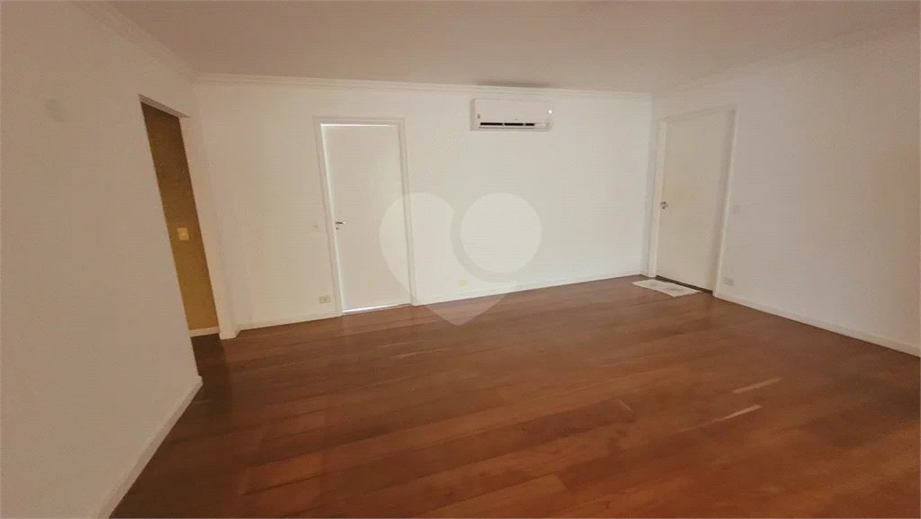 Apartamento sofisticado em localização privilegiada no Itaim Bibi – próximo ao Parque do Povo e Shopping JK Iguiatemi