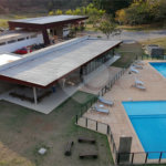Casa à venda com 4 suítes no condomínio Itaporã, Atibaia - SP