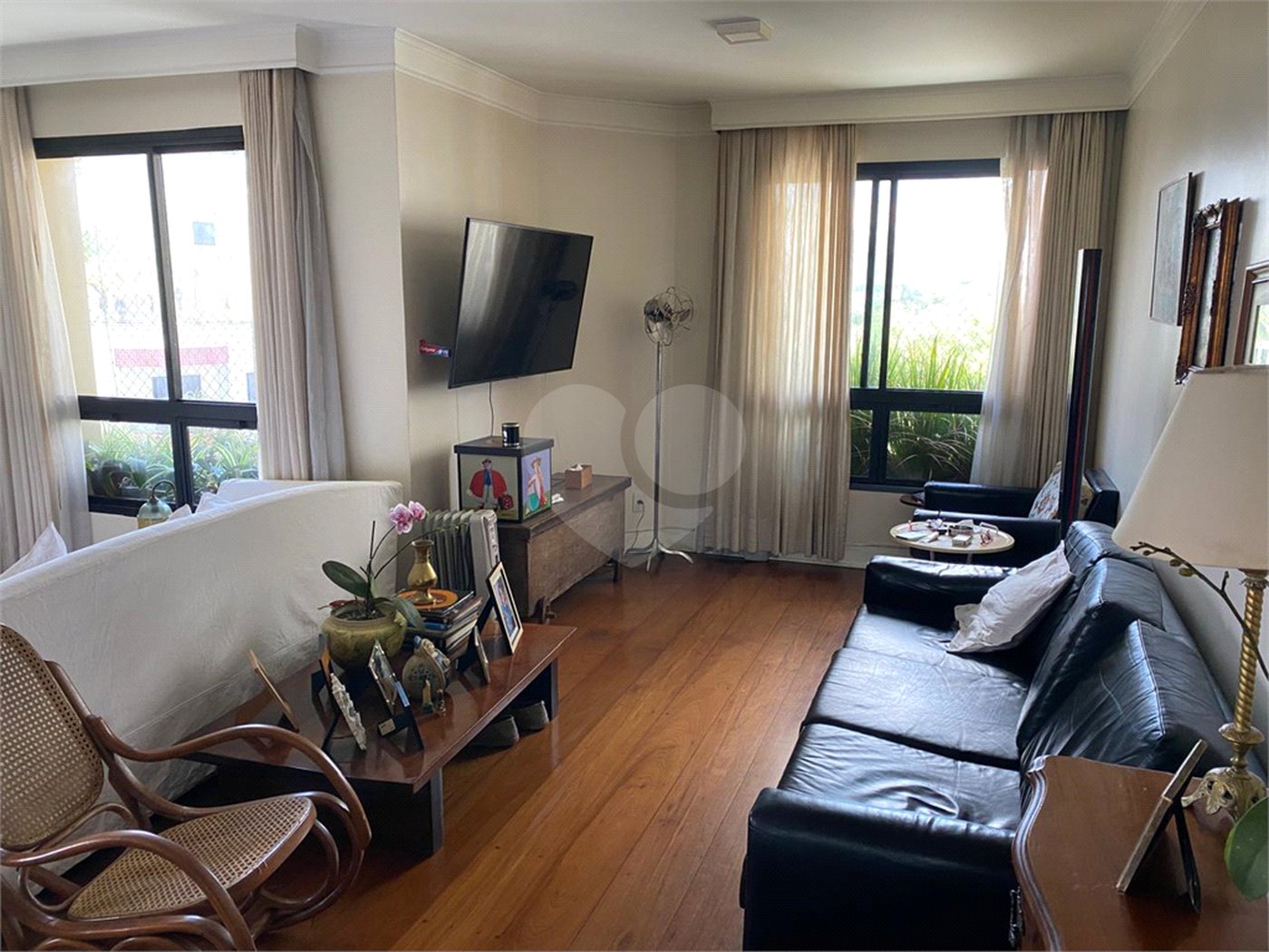 Apartamento à venda com 4 quartos, sendo 3 suítes, em Vila Morumbi, São Paulo, SP