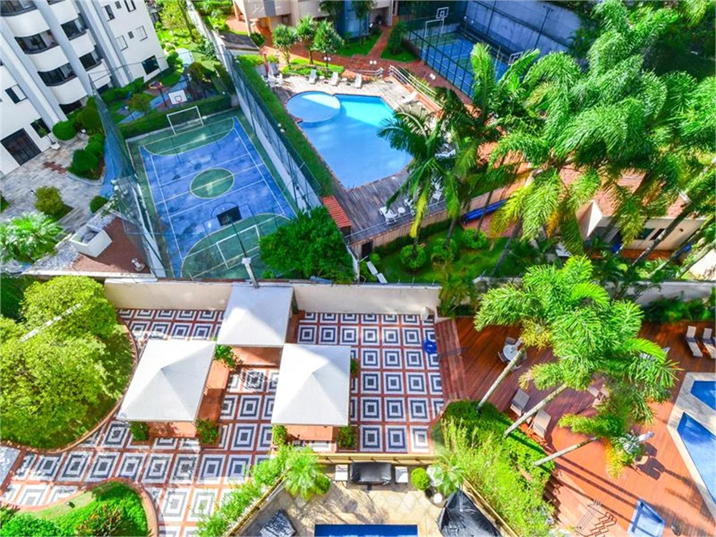Apartamento à venda com 3 suítes em Vila Suzana, São Paulo, SP