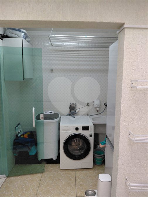 Casa à venda com 2 suítes no condomínio Residencial Guilhen, São Paulo - SP