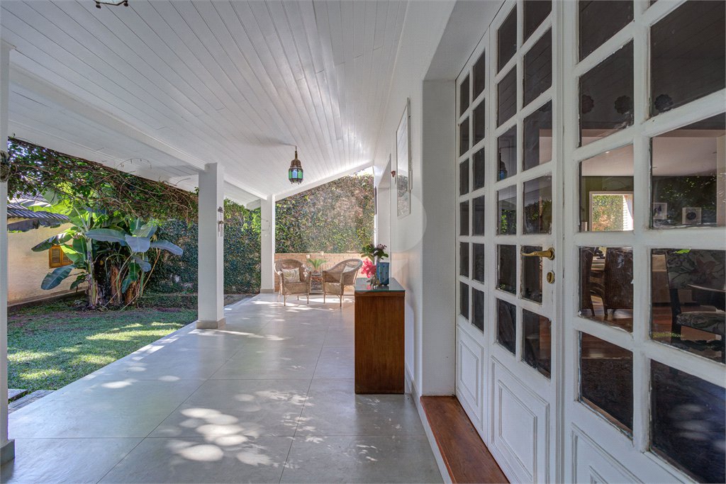 Casa à venda com 3 suítes em Chácara Monte Alegre, São Paulo, SP