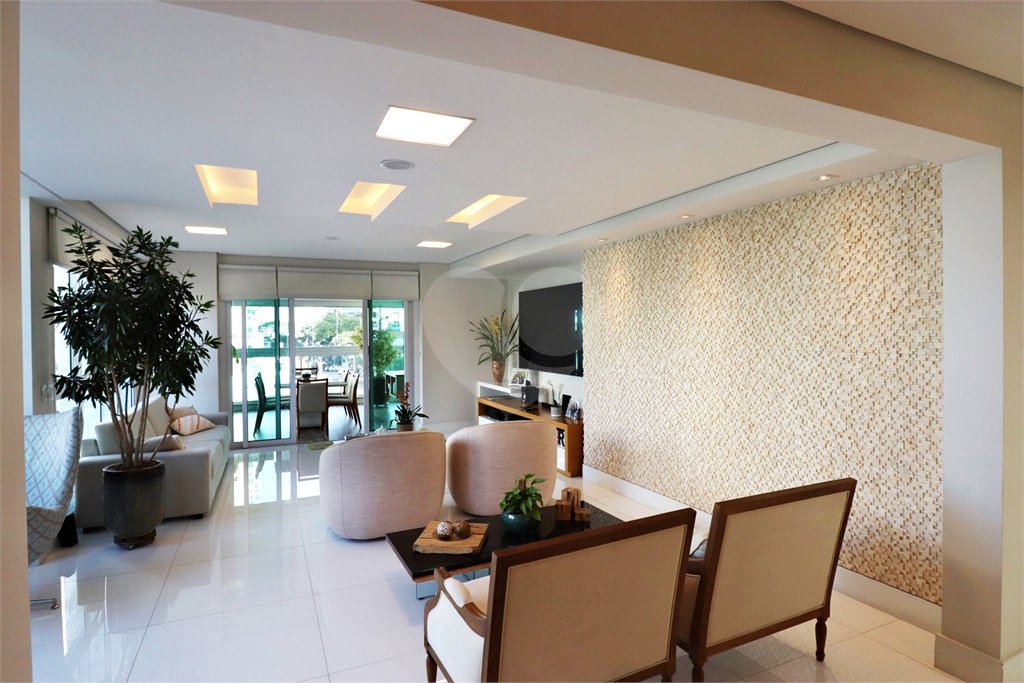 Apartamento à venda com 4 suítes em Santana, São Paulo, SP