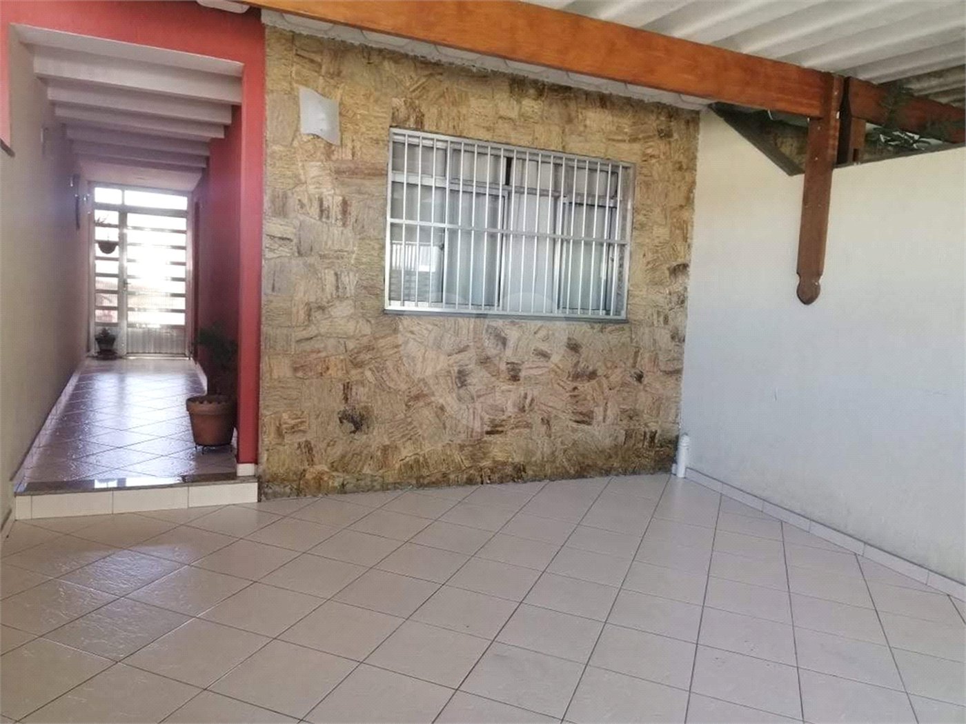 Sobrado à venda com 3 quartos, sendo 1 suíte, em Tremembé, São Paulo, SP