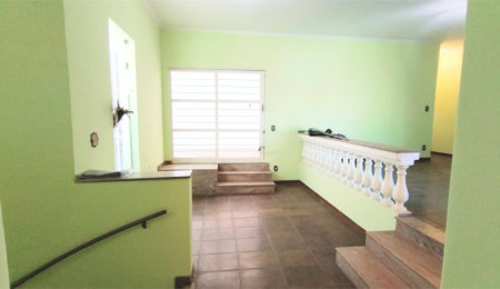 Casa à venda ou para alugar com 4 quartos, sendo 1 suíte,  em Jardim Santa Rosália, Sorocaba, SP