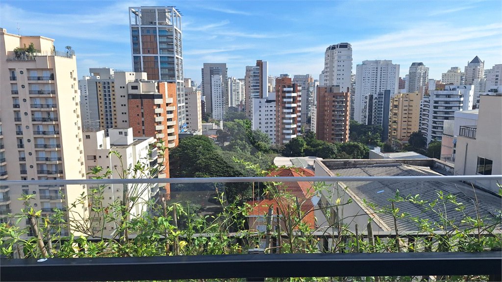 Apartamento à venda com 1 quarto em Indianópolis, São Paulo, SP