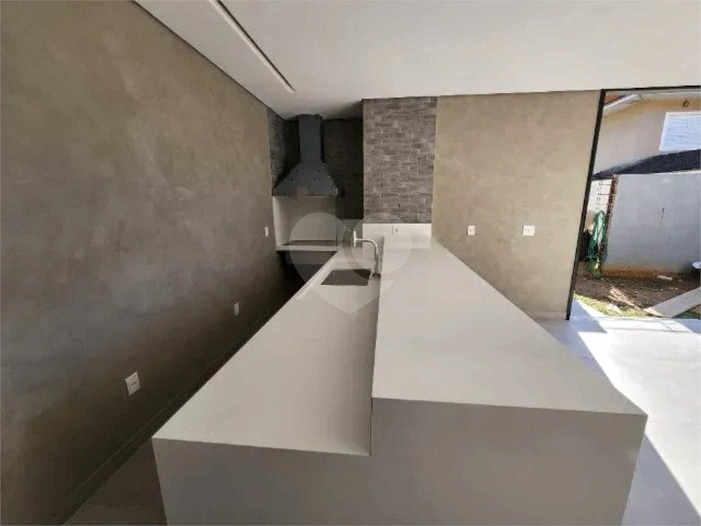 CASA A VENDA 280M², 4 DORMITORIOS, 4 SUITES, 4 VAGAS - URBANOVA - SÃO JOSÉ DOS CAMPOS/SP.