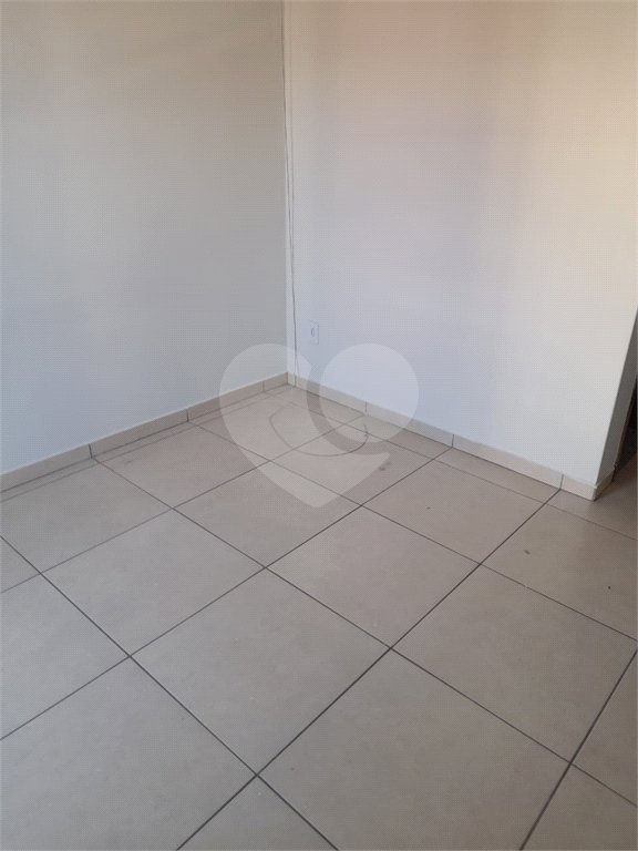 Sobrado à venda com 2 suítes em Jardim Nely, Indaiatuba, SP