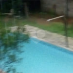 Casa à venda com 4 quartos, sendo 1 suíte, no condomínio Quinta da Cachoeira, Embu das Artes - SP