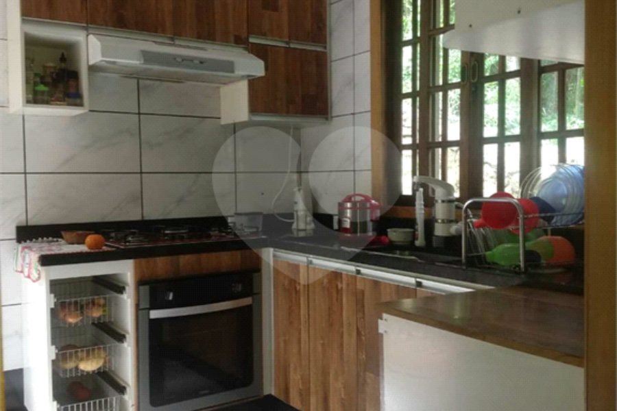 Casa à venda com 3 quartos, sendo 1 suíte, em Serra da Cantareira, Mairiporã, SP