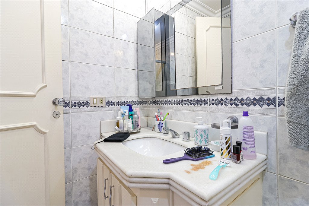 Apartamento à venda com 4 quartos, sendo 2 suítes, em Vila Morumbi, São Paulo, SP