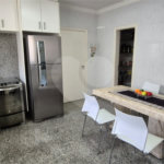 Casa à venda com 5 quartos, sendo 4 suítes, no condomínio Residencial Vilazul, Sorocaba - SP