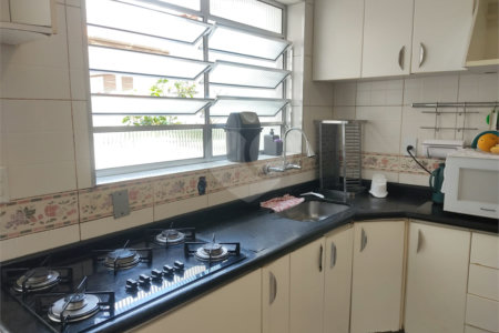 Sobrado à venda com 3 quartos, sendo 1 suíte, em Santo Amaro, São Paulo, SP