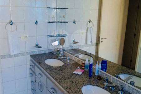 Apartamento à venda ou para alugar com 3 quartos, sendo 1 suíte,  em Perdizes, São Paulo, SP