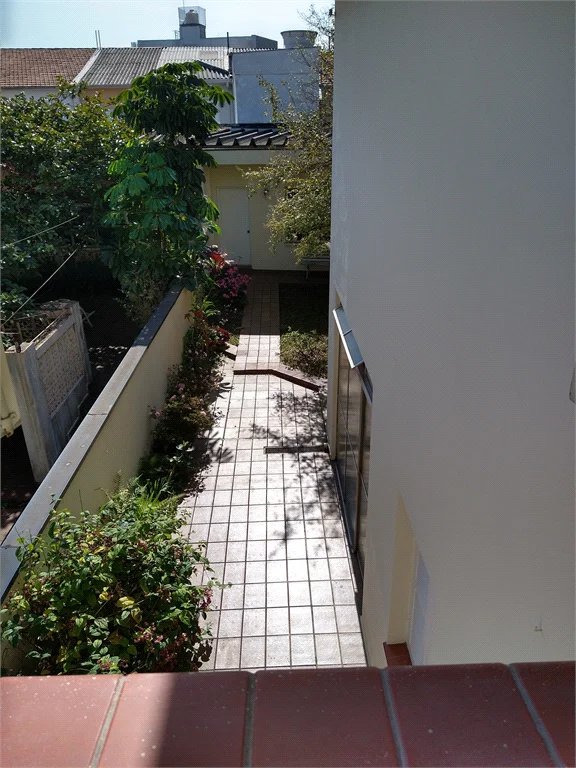 Casa à venda com 3 quartos, sendo 1 suíte, em Vila Madalena, São Paulo, SP