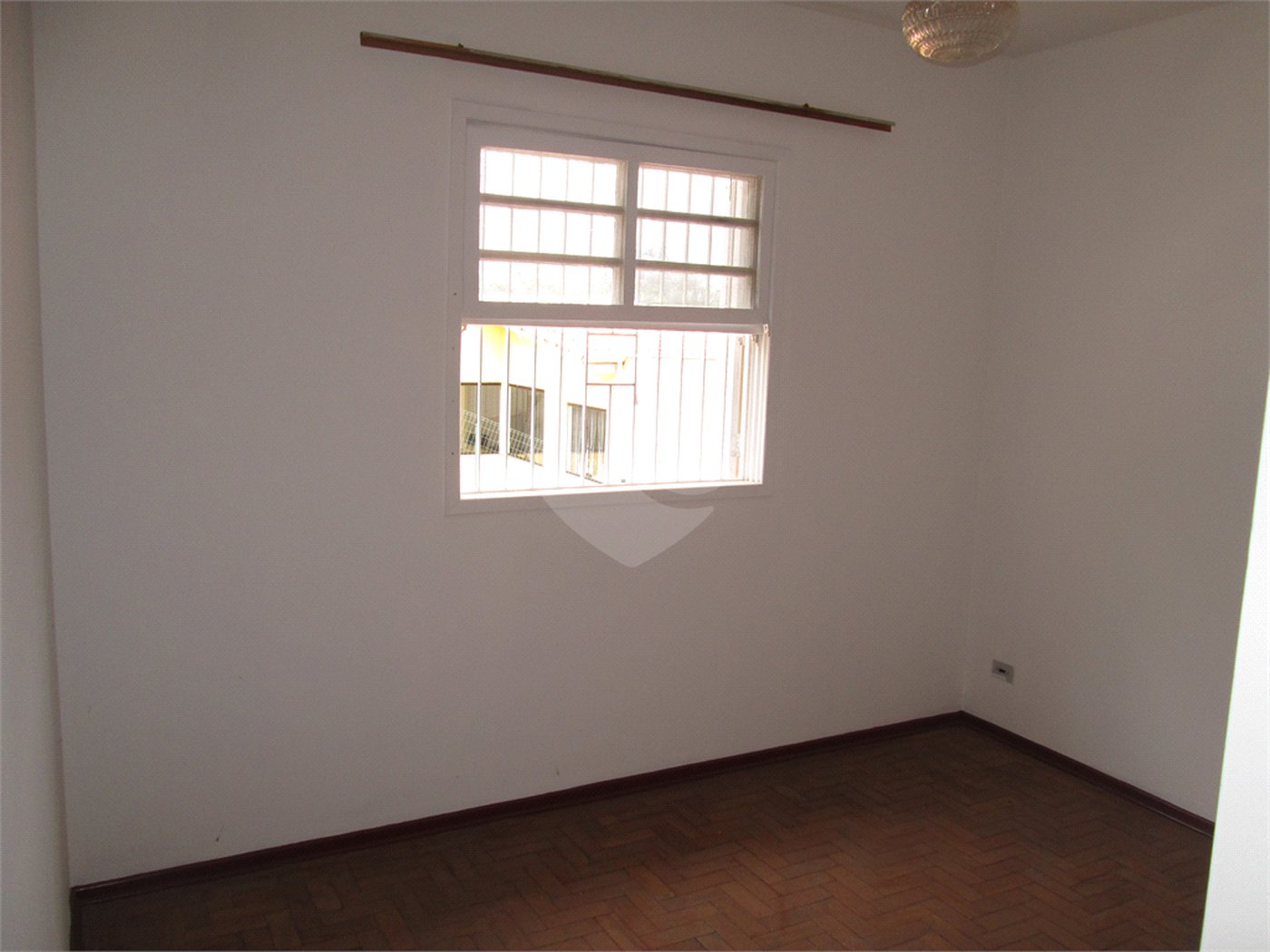 Sobrado à venda com 3 quartos em Horto, São Paulo, SP
