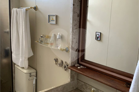 Apartamento à venda com 4 quartos, sendo 1 suíte, em Grajaú, Rio de Janeiro, RJ