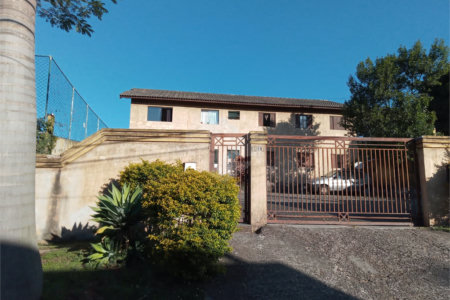 Casa à venda com 21 quartos, sendo 7 suítes, no condomínio De Apartamentos Residenciais- Jardim Morumbi, Atibaia - SP