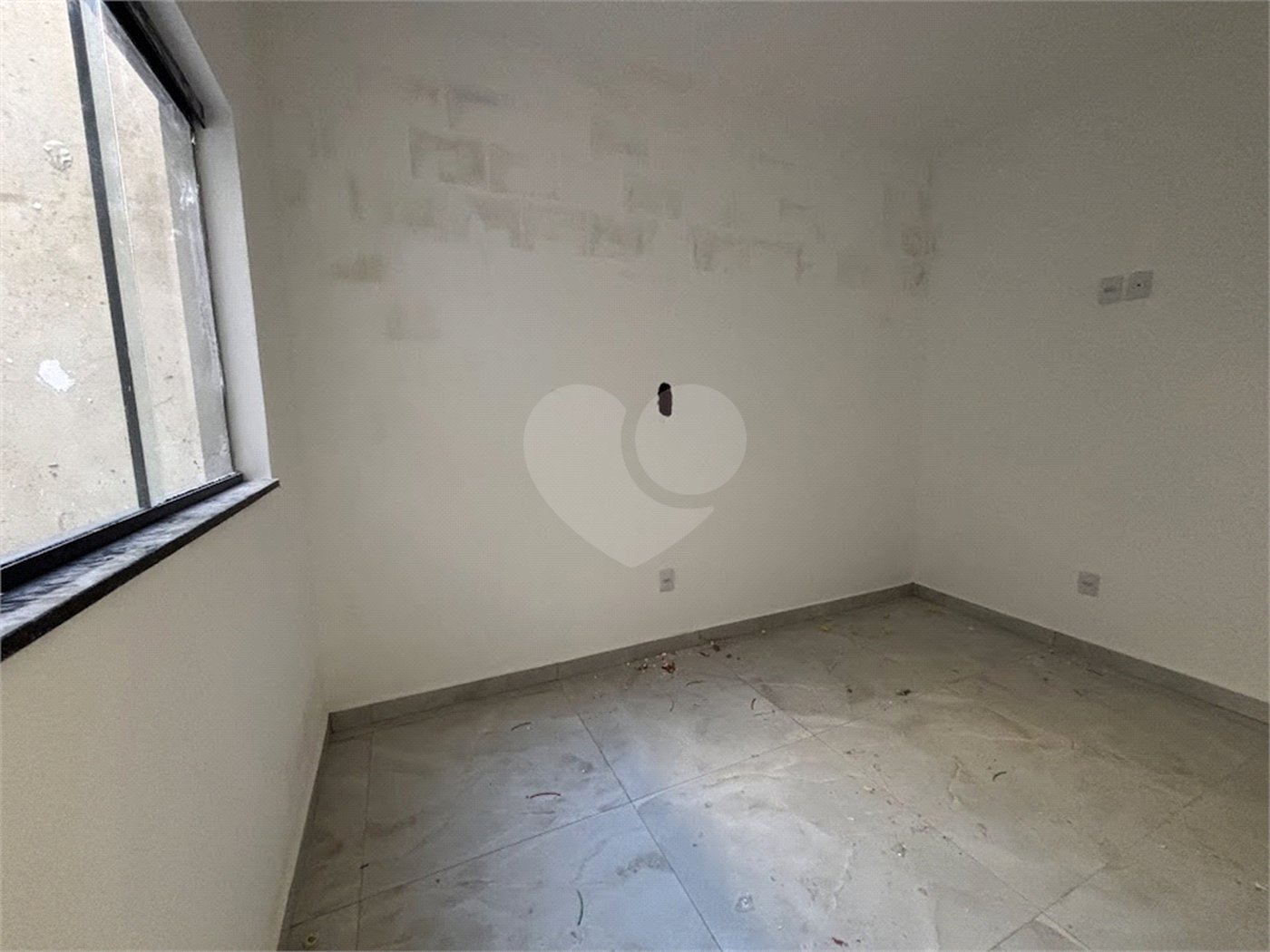 Casa de Vila à venda com 2 quartos em Jardim Santa Marta, Sorocaba, SP
