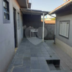 Casa à venda com 3 quartos, sendo 1 suíte, em Jardim Castanheira, São José dos Campos, SP