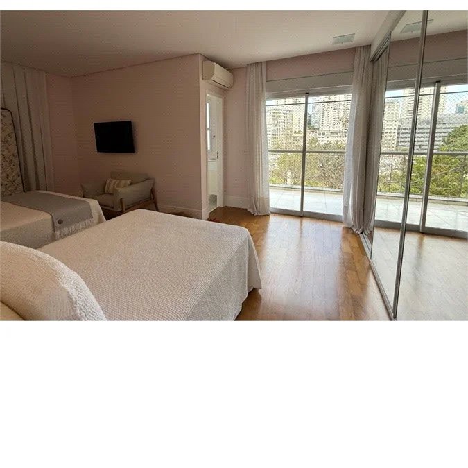 Casa à venda com 4 suítes no condomínio Vilas das Paineiras, São Paulo - SP