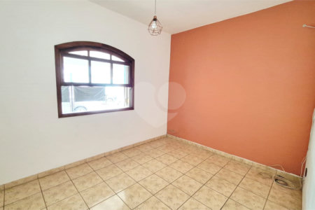 Casa à venda com 2 quartos em Jardim Rosa Maria, São Paulo, SP