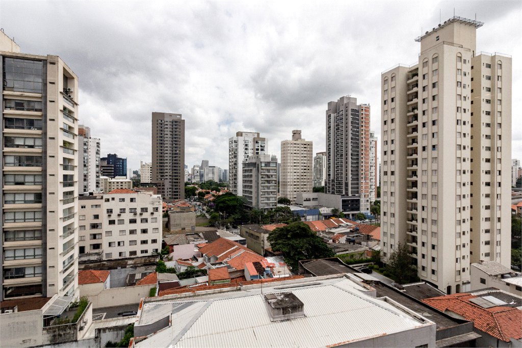 Apartamento à venda com 3 quartos, sendo 2 suítes, em Brooklin, São Paulo, SP