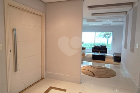 Casa Térrea à venda com 4 quartos, sendo 3 suítes, em Jardim Morumbi, São Paulo, SP