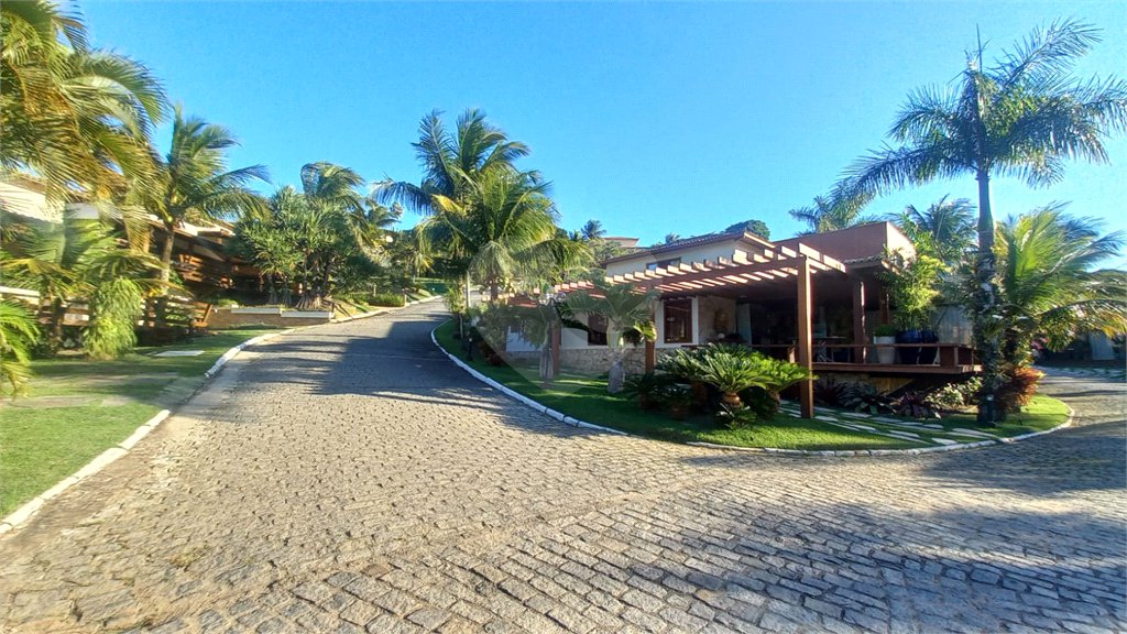 Casa em condomínio à venda com 4 quartos, sendo 3 suítes, em Geribá, Armação dos Búzios, RJ