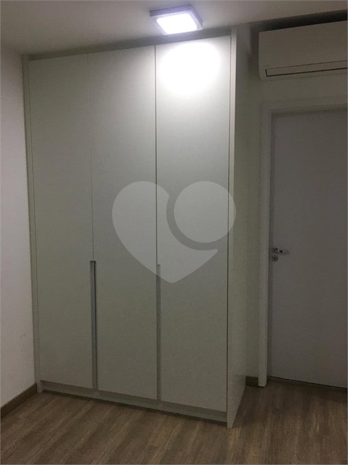 Apartamento à venda com 2 quartos, sendo 1 suíte, em Pinheiros, São Paulo, SP