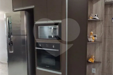 Casa à venda com 3 quartos, sendo 1 suíte, no condomínio Horto Florestal Villagio, Sorocaba - SP