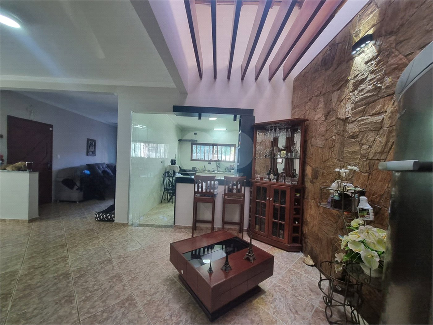 Casa à venda com 4 quartos, sendo 1 suíte, em Jardim São Carlos, Sorocaba, SP