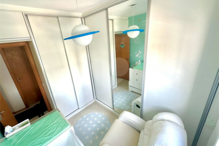 Apartamento à venda com 3 quartos, sendo 1 suíte,  em Baeta Neves, São Bernardo do Campo, SP