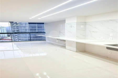 Apartamento à venda com 3 quartos, sendo 1 suíte,  em Recreio dos Bandeirantes, Rio de Janeiro, RJ