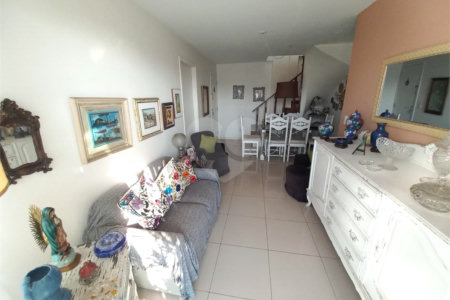 Cobertura à venda com 4 quartos, sendo 2 suítes, em Jacarepaguá, Rio de Janeiro, RJ