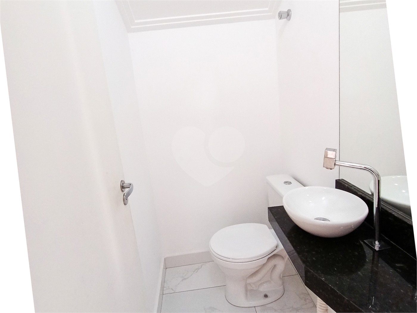 Casa à venda com 2 suítes no condomínio Residencial Américo Figueiredo, Sorocaba - SP