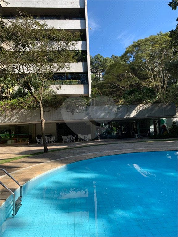 Apartamento à venda com 4 suítes em Vila Suzana, São Paulo, SP