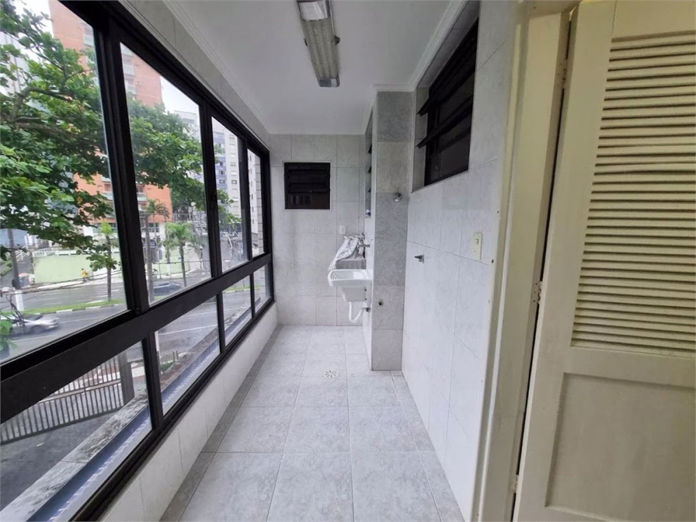 Apartamento com 3 dormitórios à venda, 160 m² por R$ 1.000.000,00 - José Menino - Santos/SP