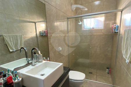 Casa à venda com 2 quartos, sendo 1 suíte, em Vila Visaltino Gomes, Itapetininga, SP