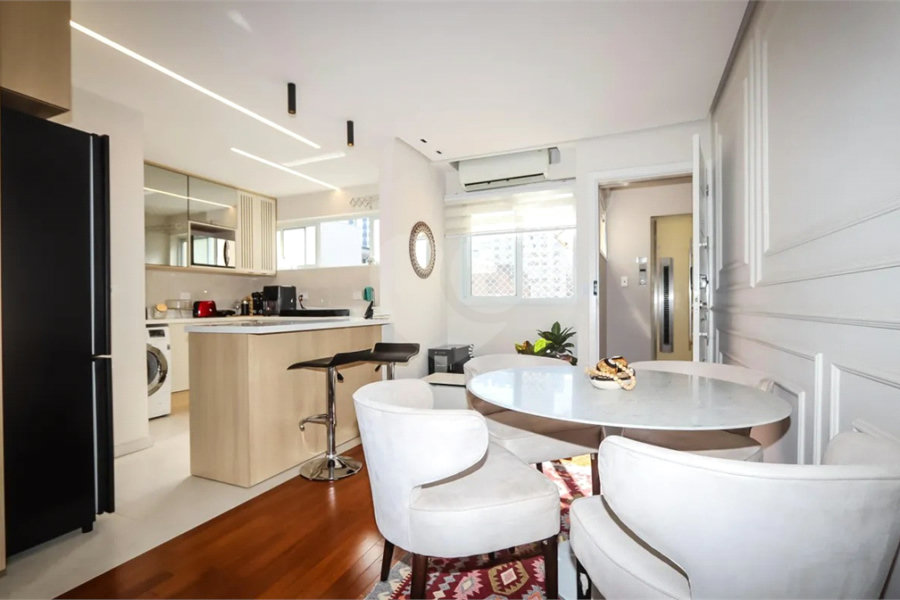 Apartamento à venda com 2 quartos em Bela Vista, São Paulo, SP