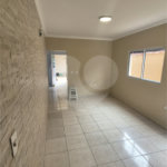 Sobrado à venda com 3 quartos, sendo 1 suíte, em Jardim Las Vegas, Santo André, SP
