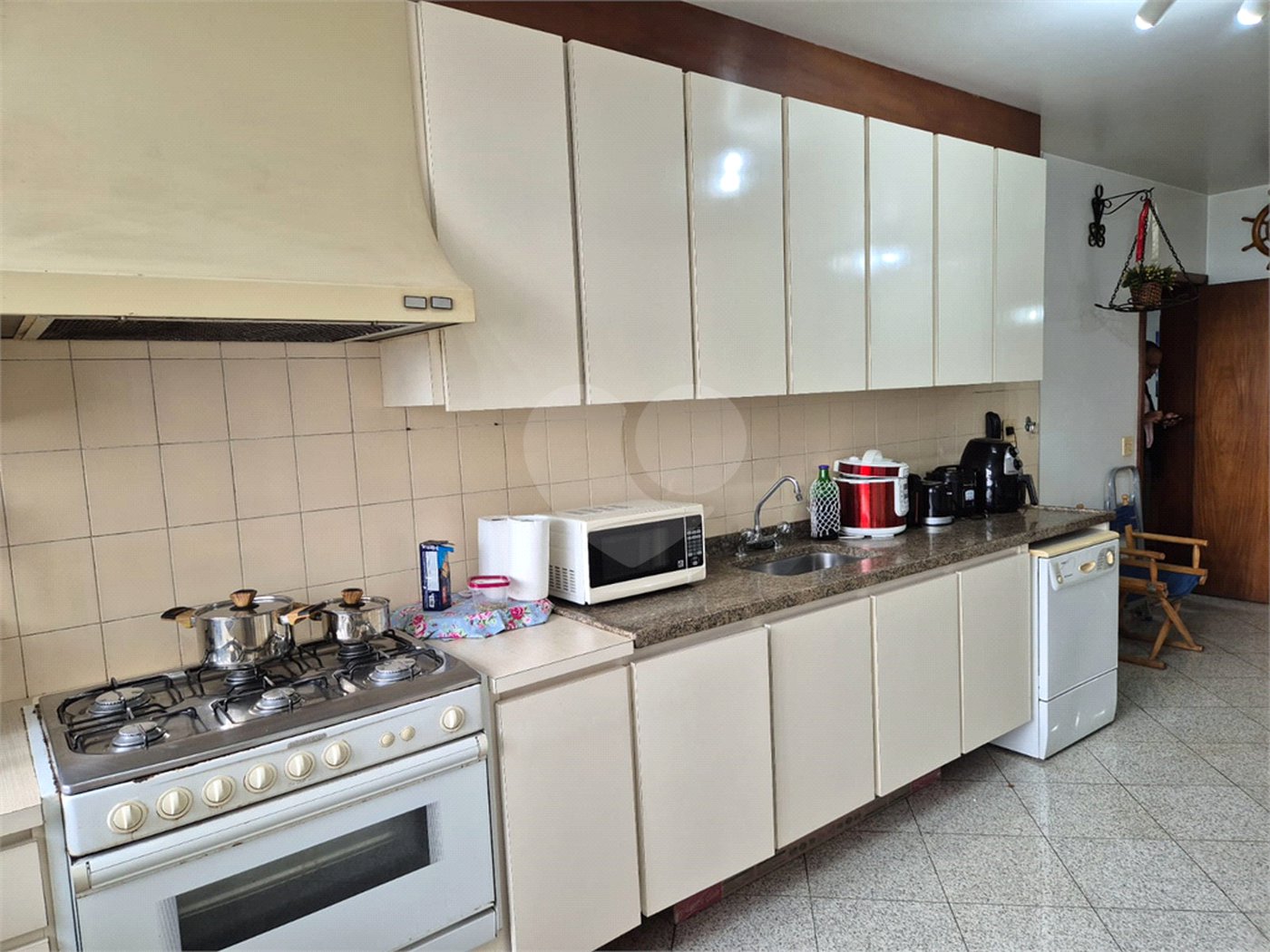 Apartamento à venda ou para alugar com 4 suítes em Alto da Boa Vista, São Paulo, SP